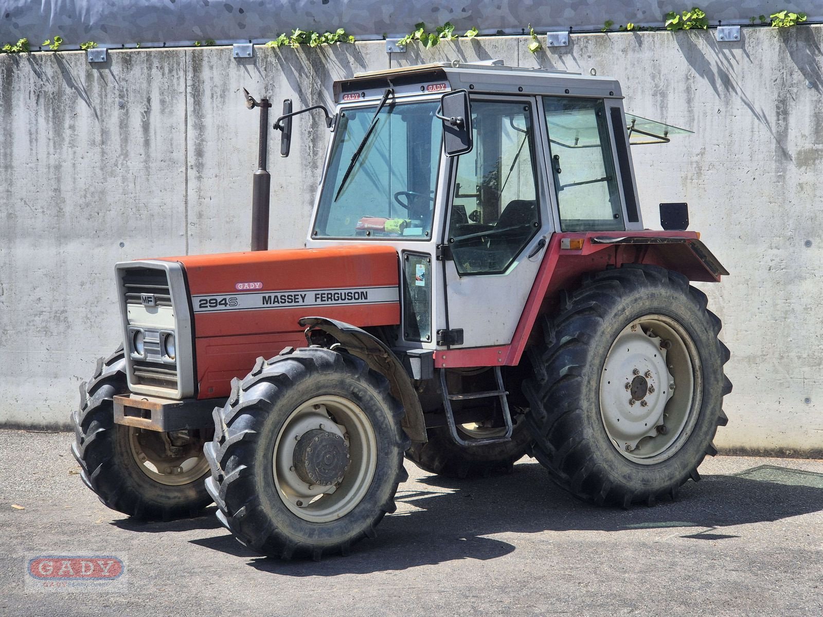 Traktor typu Massey Ferguson 294 S, Gebrauchtmaschine v Lebring (Obrázek 1)