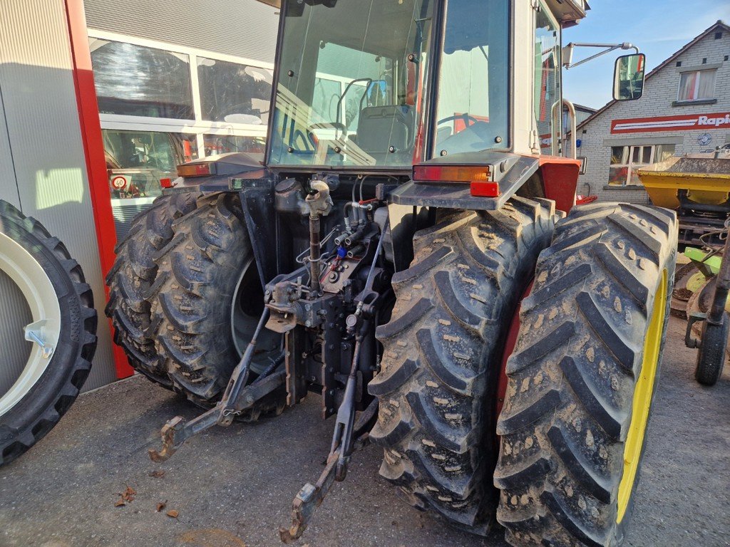 Traktor от тип Massey Ferguson 3050, Gebrauchtmaschine в Etziken (Снимка 2)