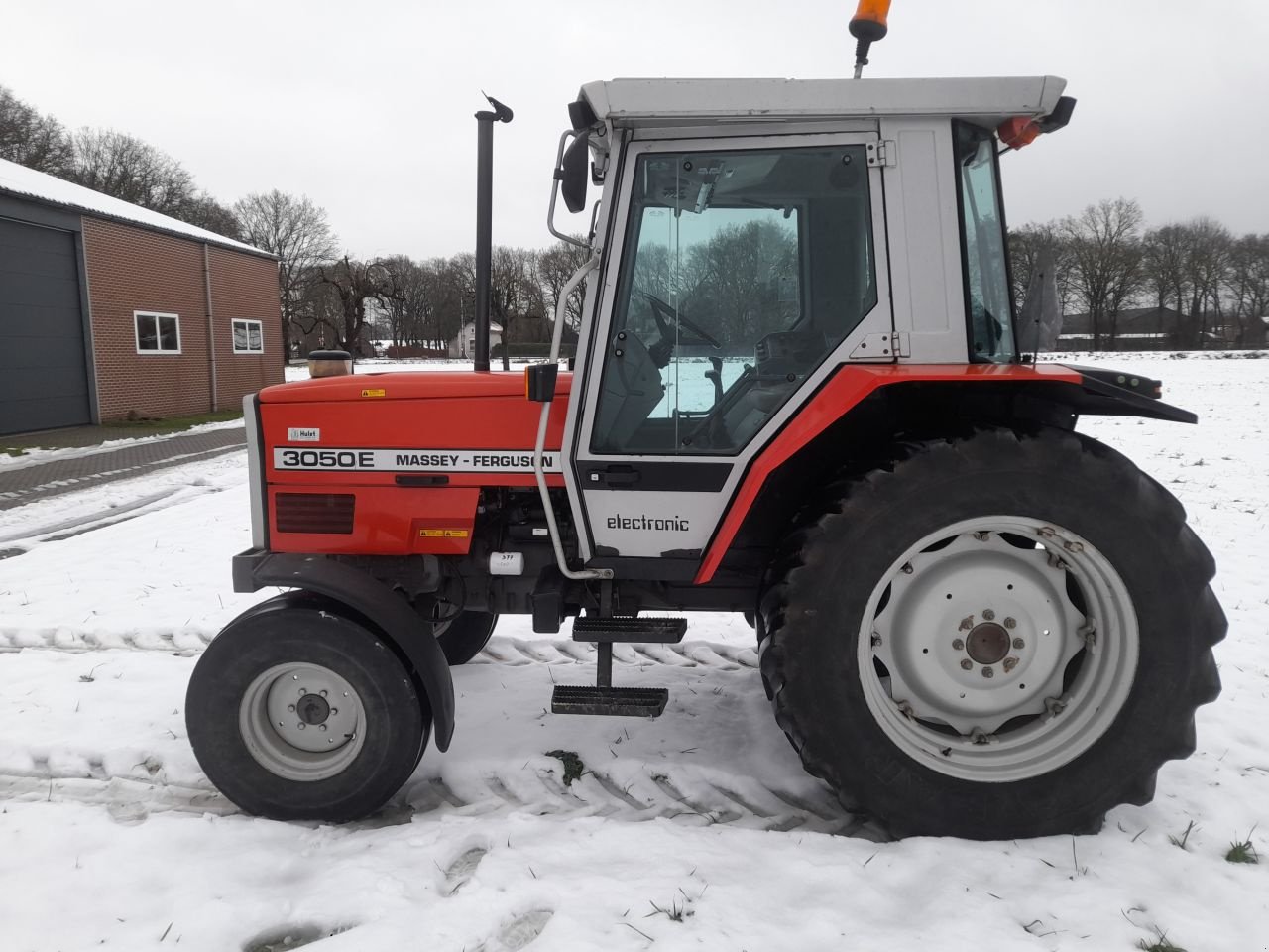 Traktor del tipo Massey Ferguson 3050E, Gebrauchtmaschine en Veenendaal (Imagen 5)