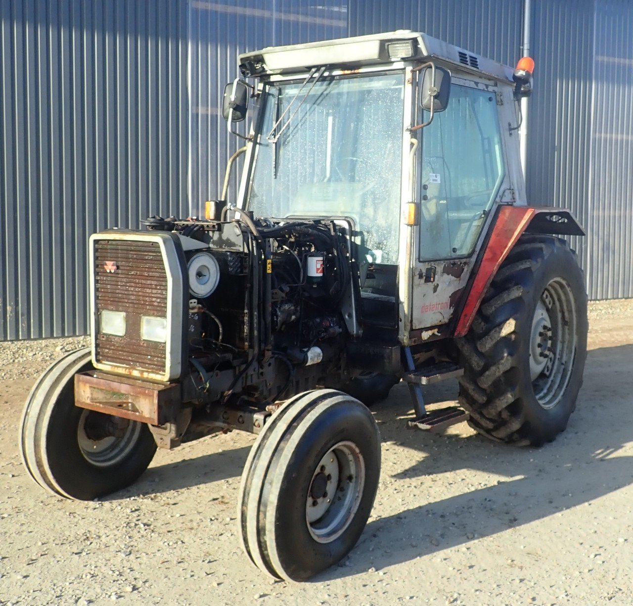 Traktor des Typs Massey Ferguson 3060, Gebrauchtmaschine in Viborg (Bild 2)
