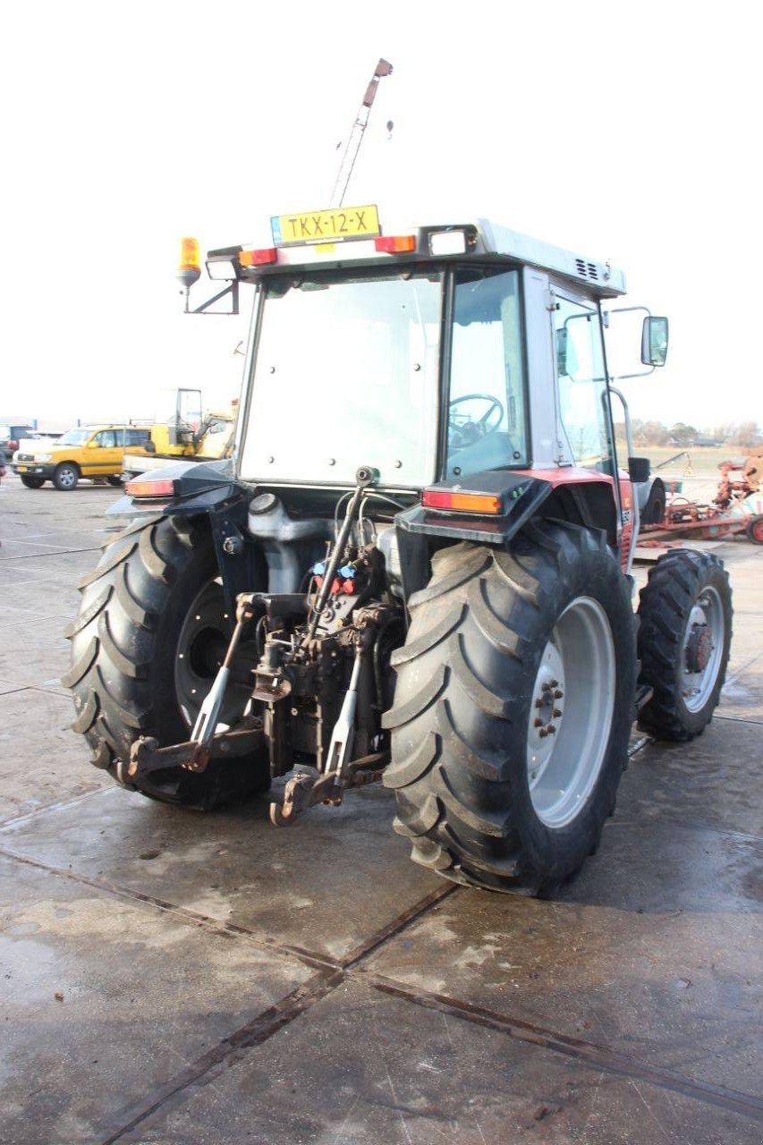 Traktor типа Massey Ferguson 3060, Gebrauchtmaschine в Antwerpen (Фотография 5)