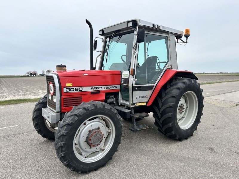 Traktor du type Massey Ferguson 3060, Gebrauchtmaschine en Callantsoog