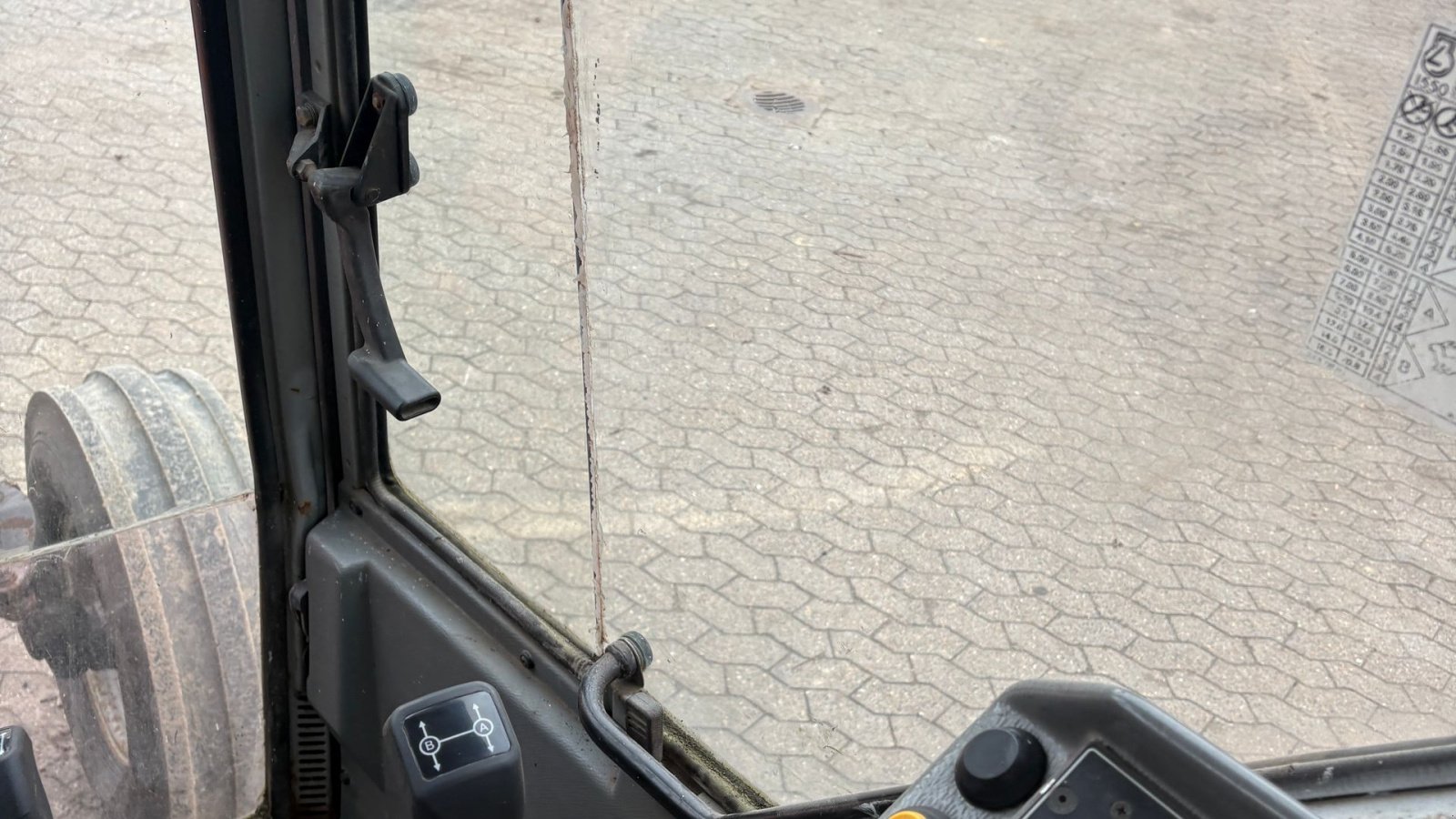Traktor tip Massey Ferguson 3070, Gebrauchtmaschine in Roslev (Poză 18)