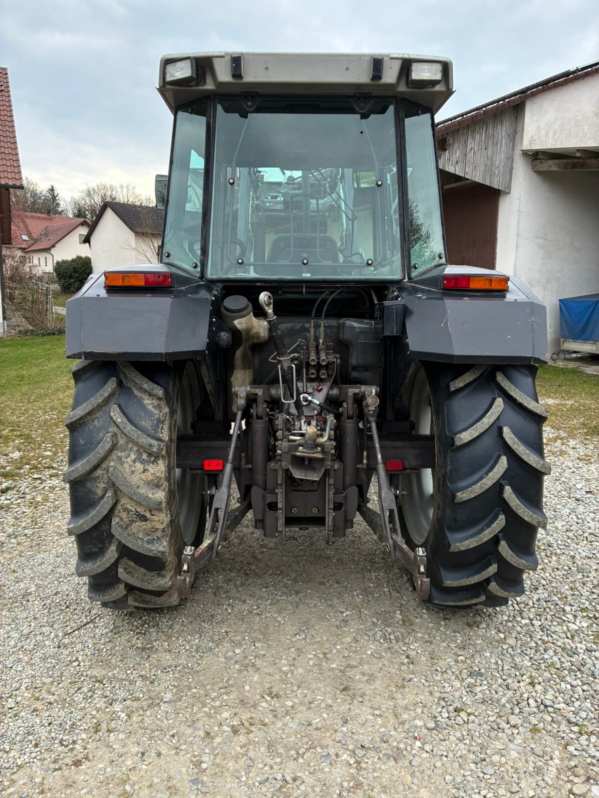 Traktor του τύπου Massey Ferguson 3070, Gebrauchtmaschine σε Maisach (Φωτογραφία 2)