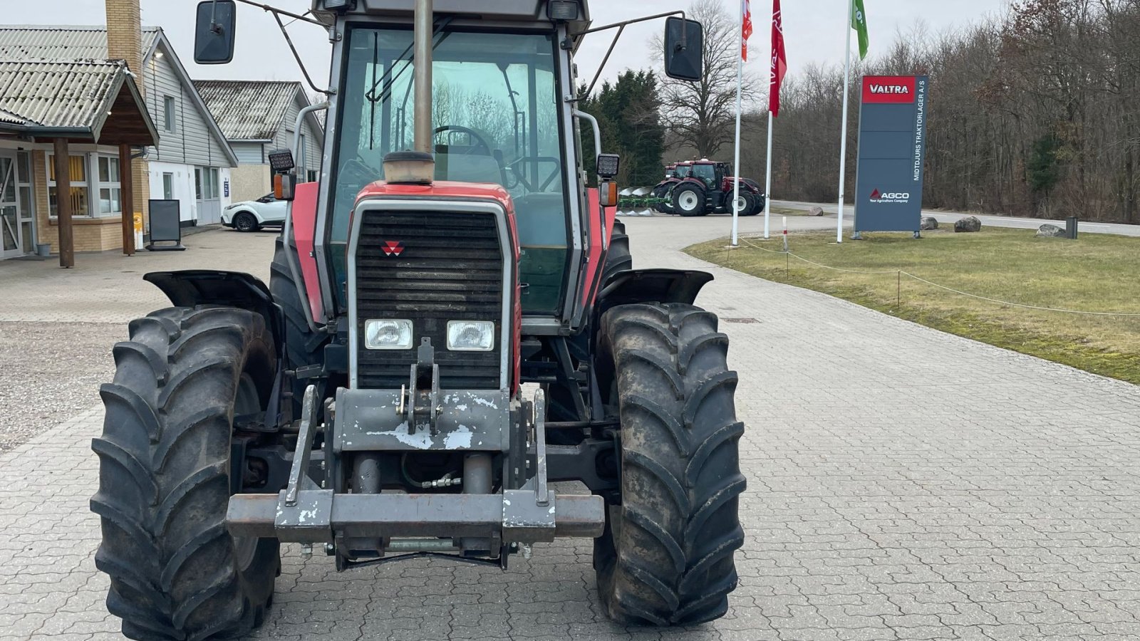 Traktor typu Massey Ferguson 3085 Dynashift, Gebrauchtmaschine w Nimtofte (Zdjęcie 3)