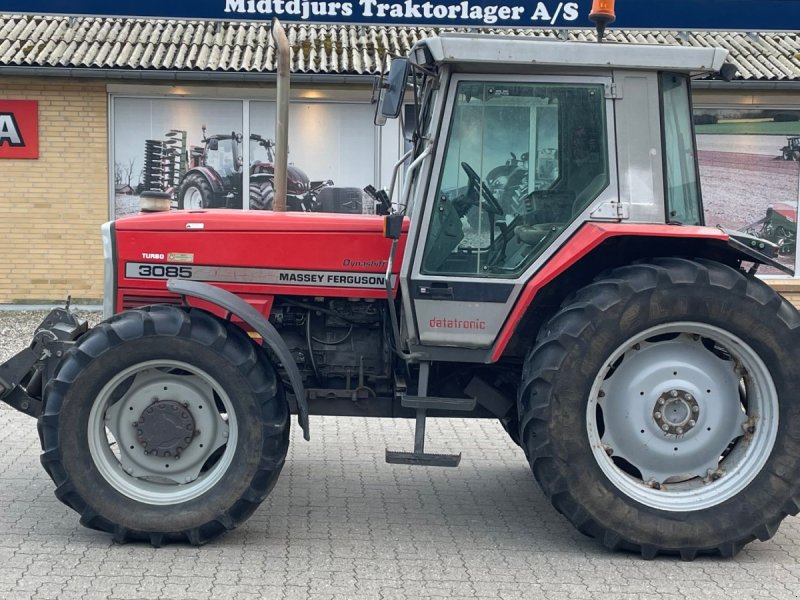 Traktor типа Massey Ferguson 3085 Dynashift, Gebrauchtmaschine в Nimtofte (Фотография 1)