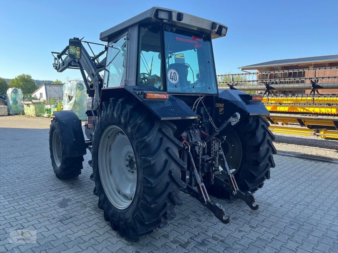 Traktor des Typs Massey Ferguson 3085 E, Gebrauchtmaschine in Neuhof - Dorfborn (Bild 4)