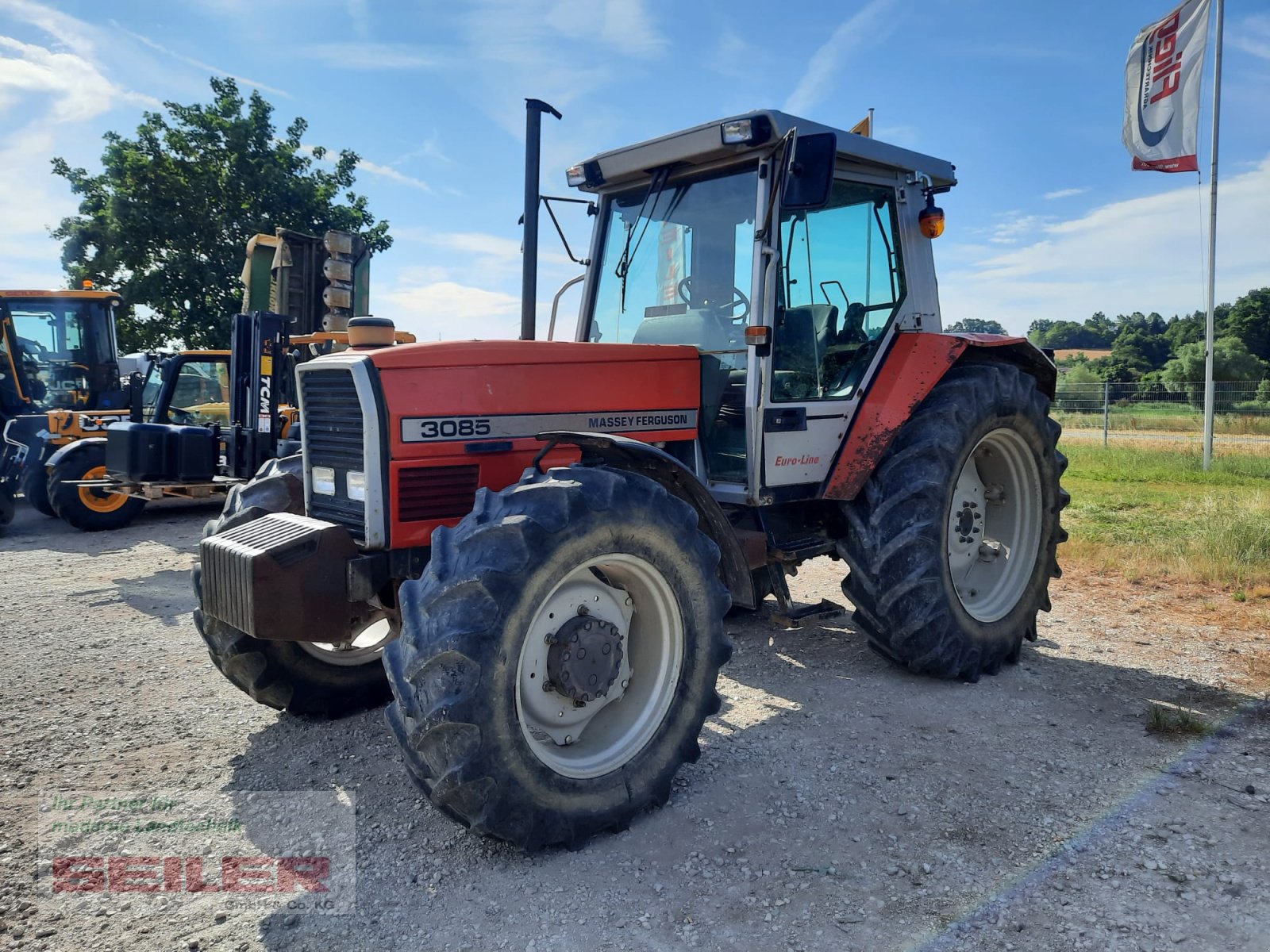 Traktor des Typs Massey Ferguson 3085 Euro-Line, Gebrauchtmaschine in Burghaslach (Bild 2)