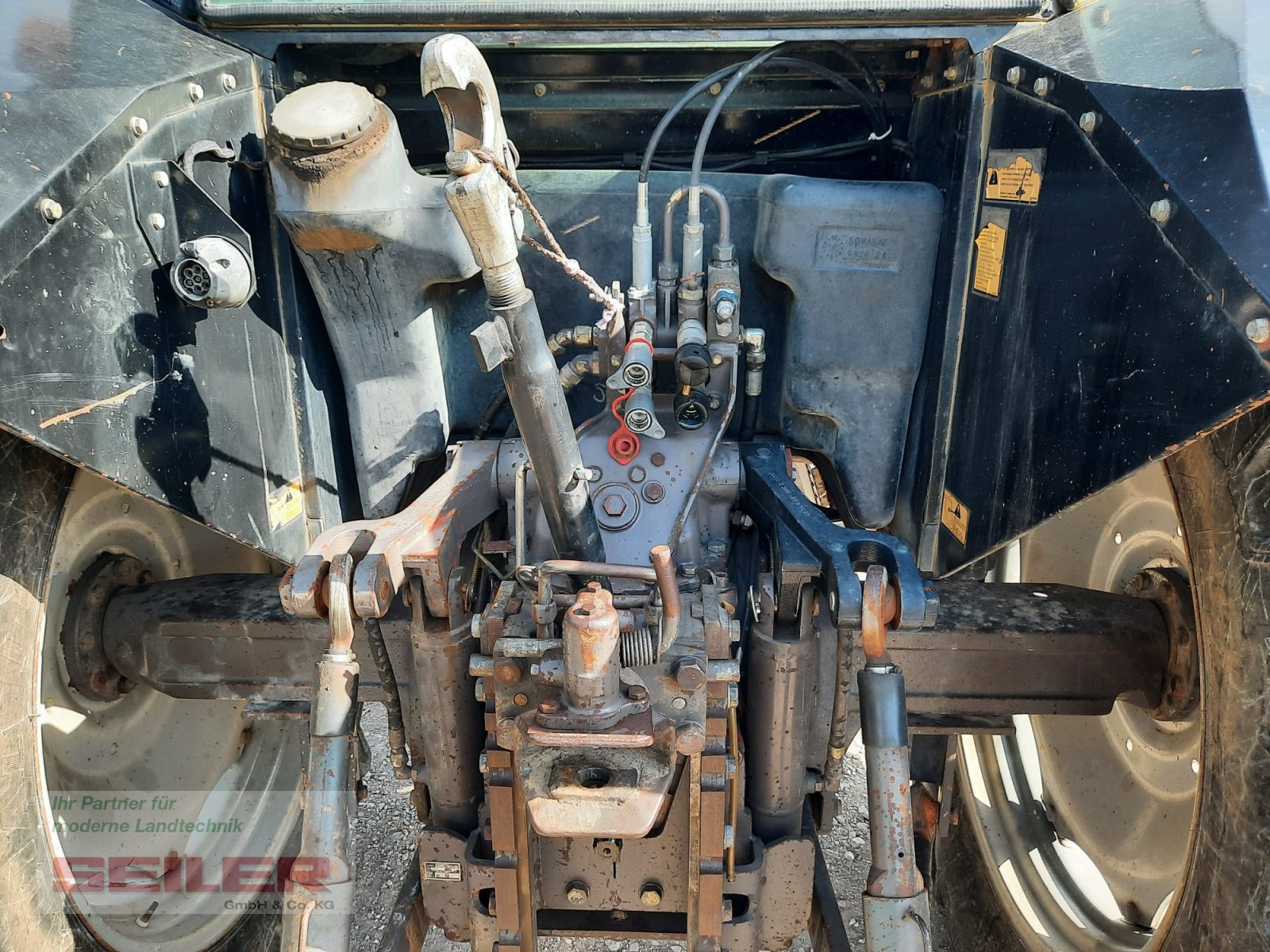 Traktor des Typs Massey Ferguson 3085 Euro-Line, Gebrauchtmaschine in Burghaslach (Bild 9)