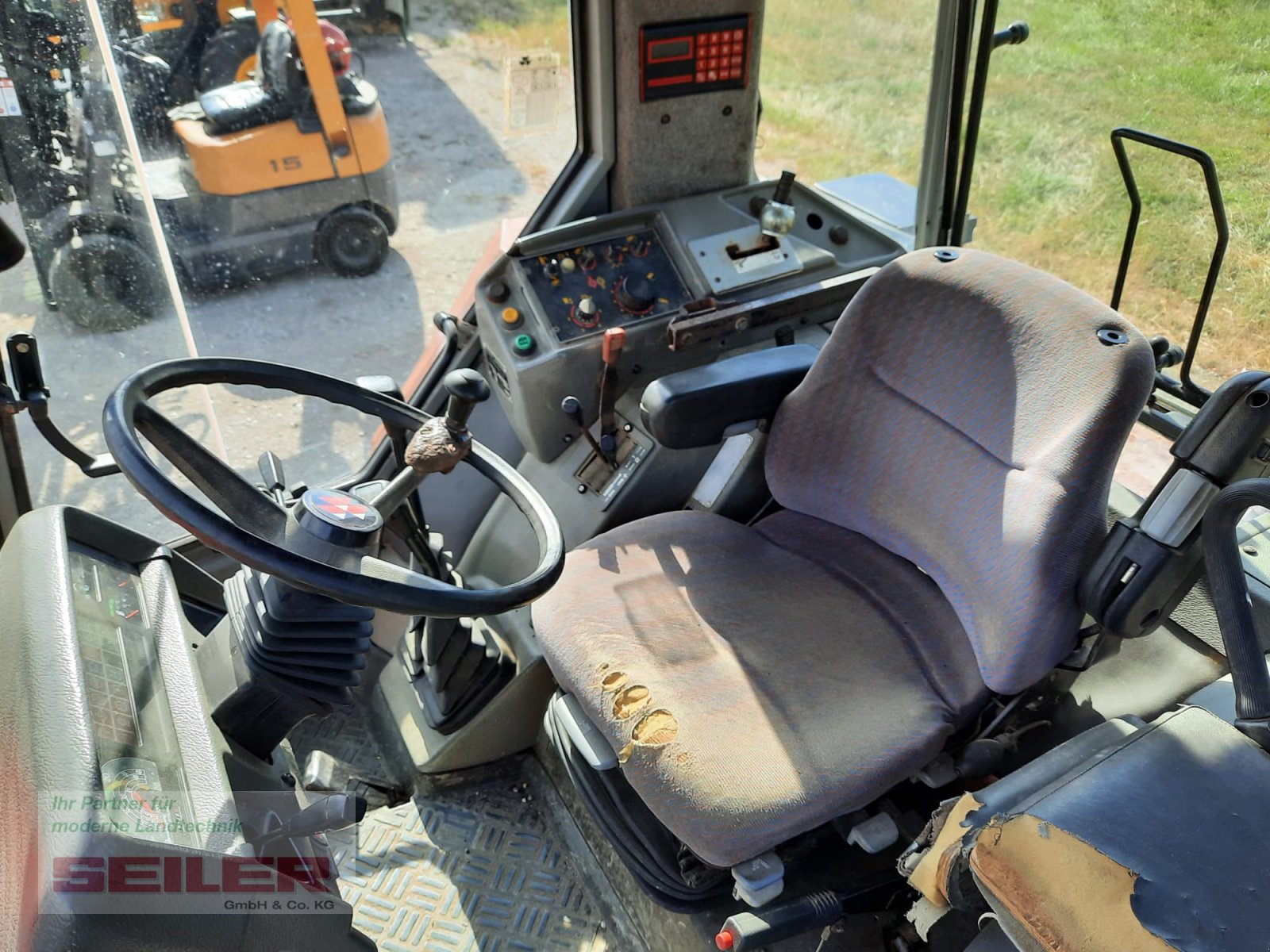 Traktor des Typs Massey Ferguson 3085 Euro-Line, Gebrauchtmaschine in Burghaslach (Bild 10)