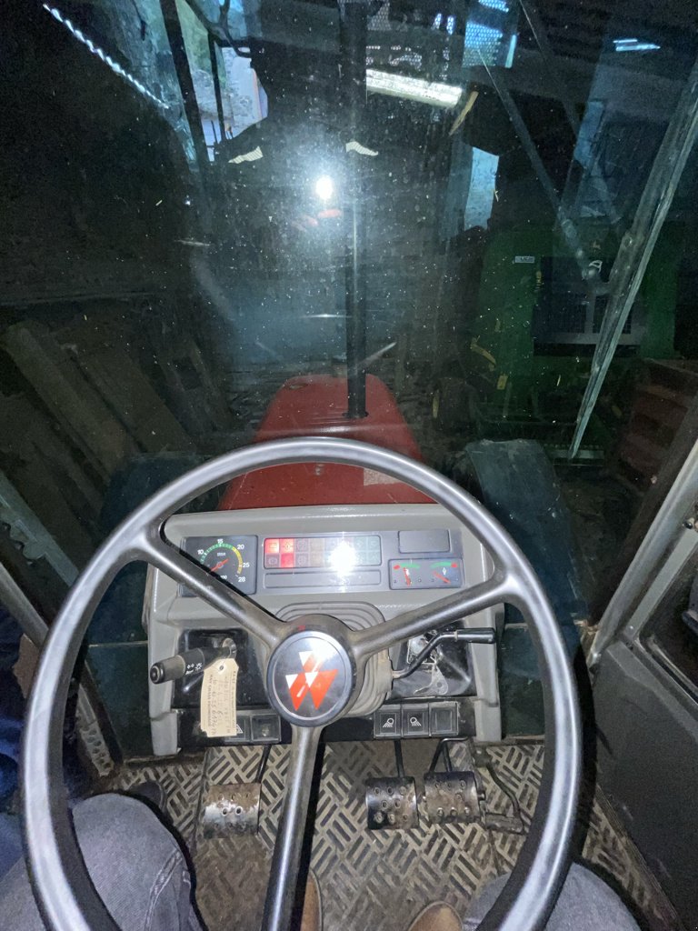 Traktor типа Massey Ferguson 3115, Gebrauchtmaschine в Calmont (Фотография 9)