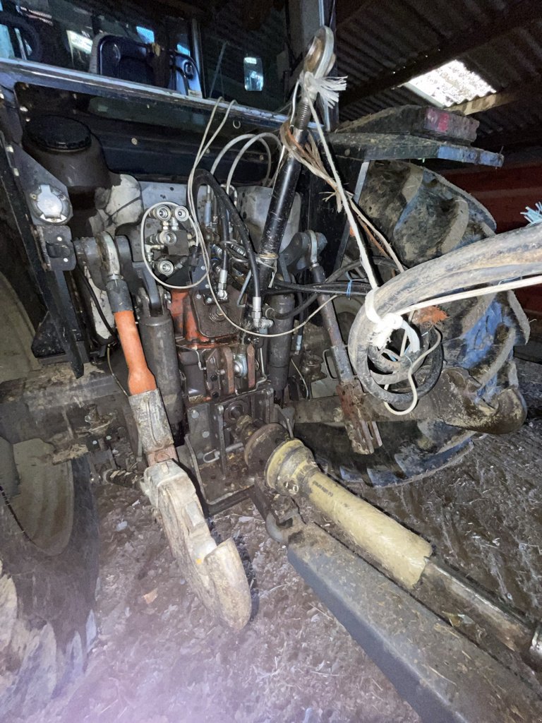 Traktor типа Massey Ferguson 3115, Gebrauchtmaschine в Calmont (Фотография 7)