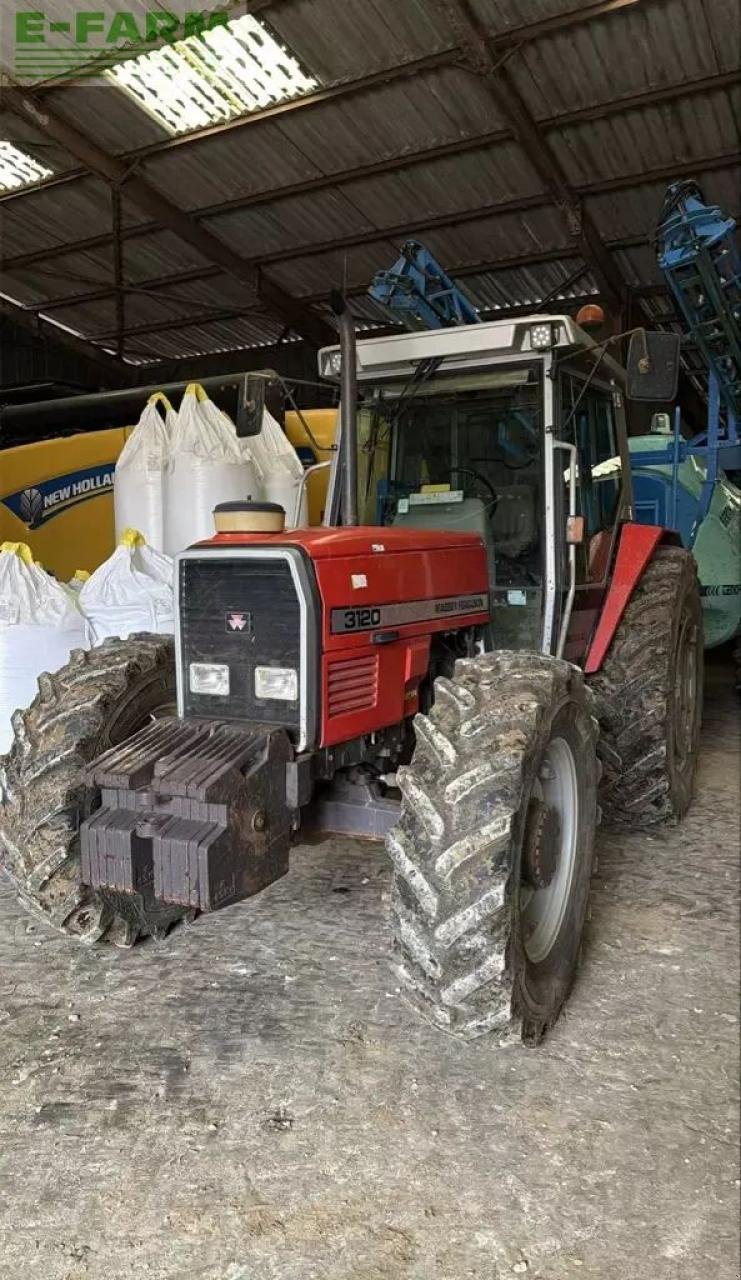 Traktor от тип Massey Ferguson 3120, Gebrauchtmaschine в CHAUVONCOURT (Снимка 2)