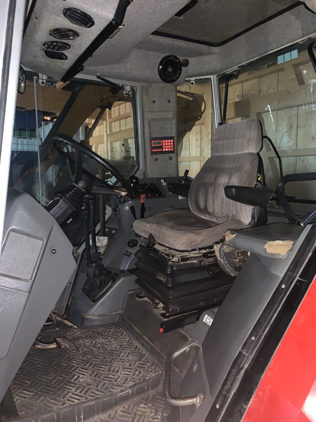 Traktor vrste Massey Ferguson 3125, Gebrauchtmaschine v Weinstadt (Slika 3)