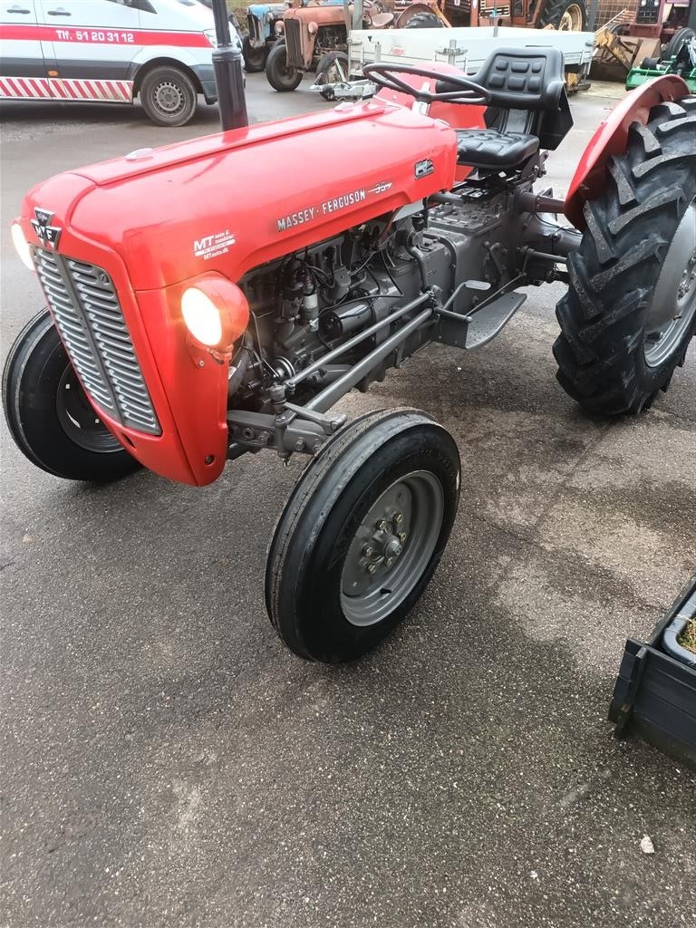 Traktor of the type Massey Ferguson 35 benzin, Gebrauchtmaschine in Roslev (Picture 2)