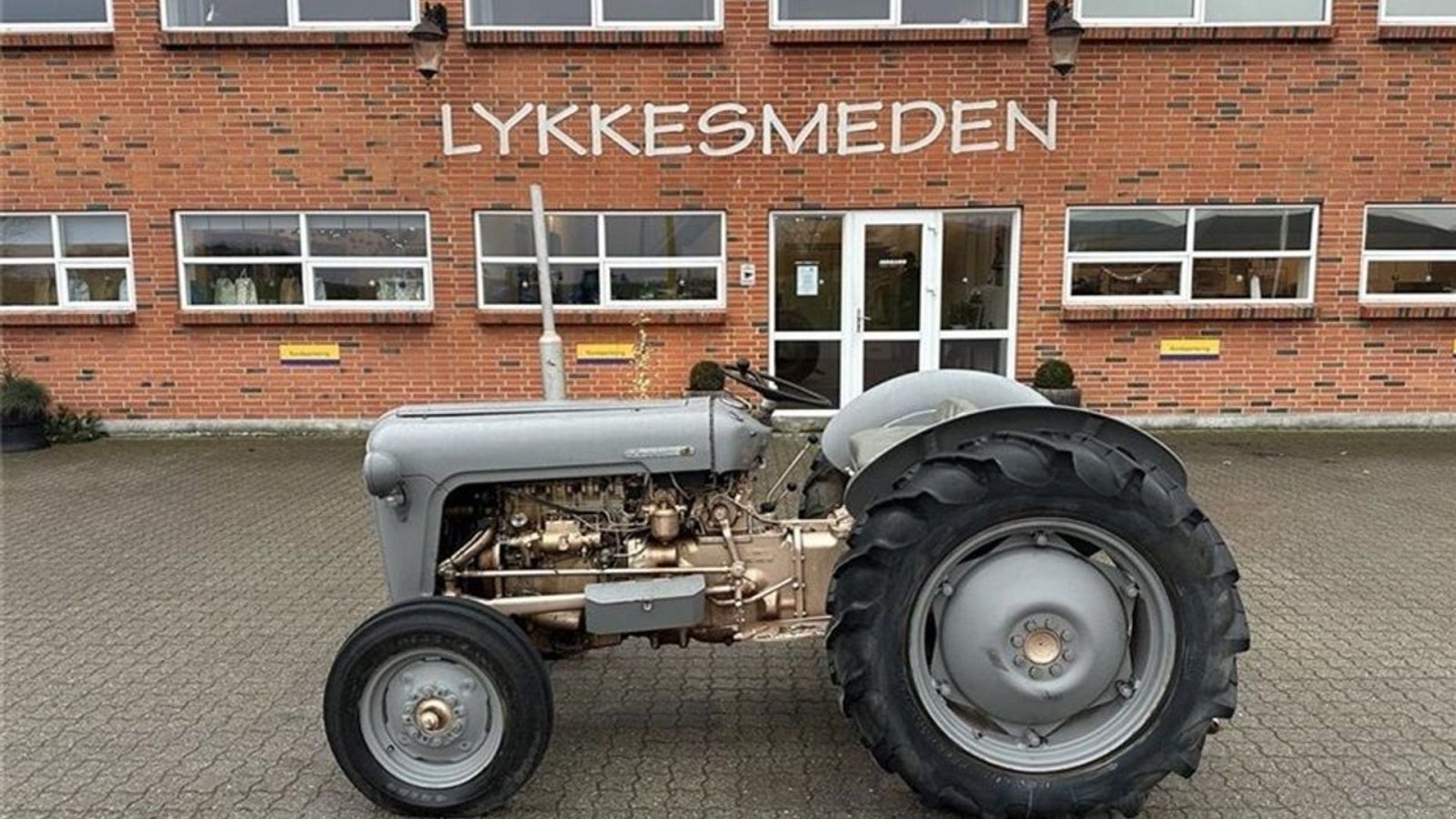 Traktor tipa Massey Ferguson 35, Gebrauchtmaschine u Gjerlev J. (Slika 1)