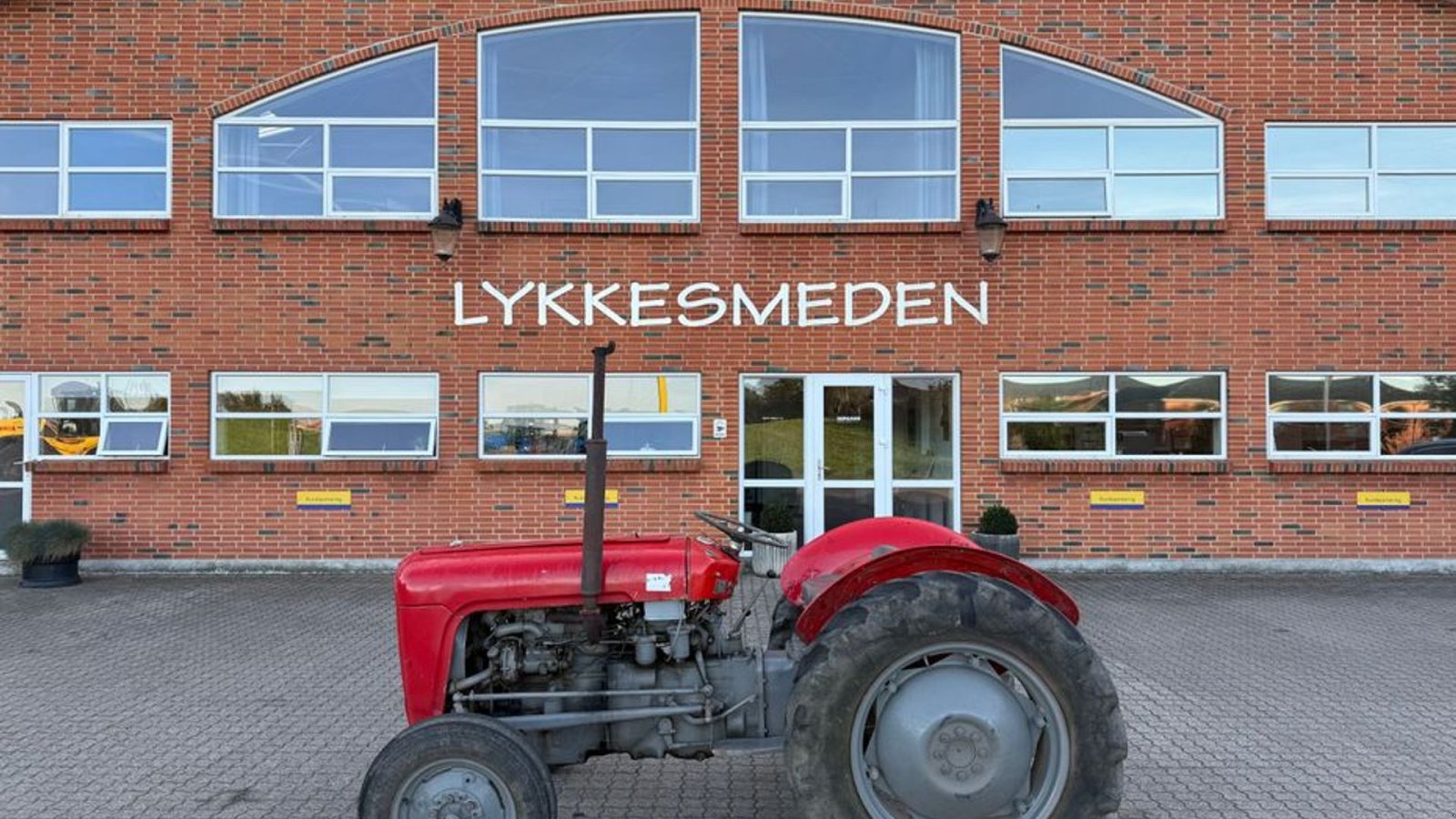 Traktor des Typs Massey Ferguson 35, Gebrauchtmaschine in Gjerlev J. (Bild 1)