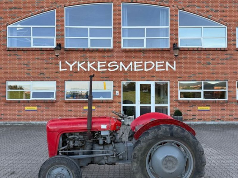 Traktor of the type Massey Ferguson 35, Gebrauchtmaschine in Gjerlev J. (Picture 1)