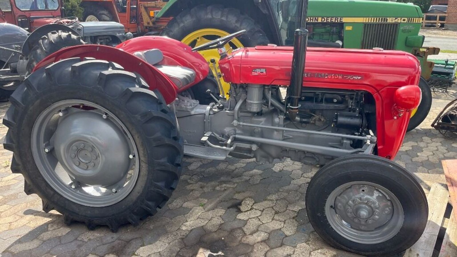 Traktor Türe ait Massey Ferguson 35, Gebrauchtmaschine içinde Rødovre (resim 4)