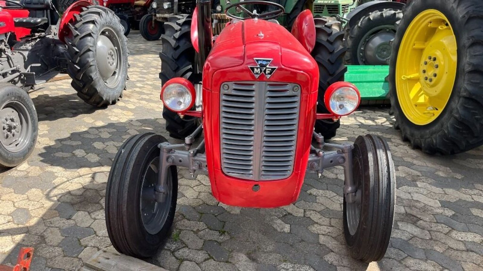 Traktor za tip Massey Ferguson 35, Gebrauchtmaschine u Rødovre (Slika 2)