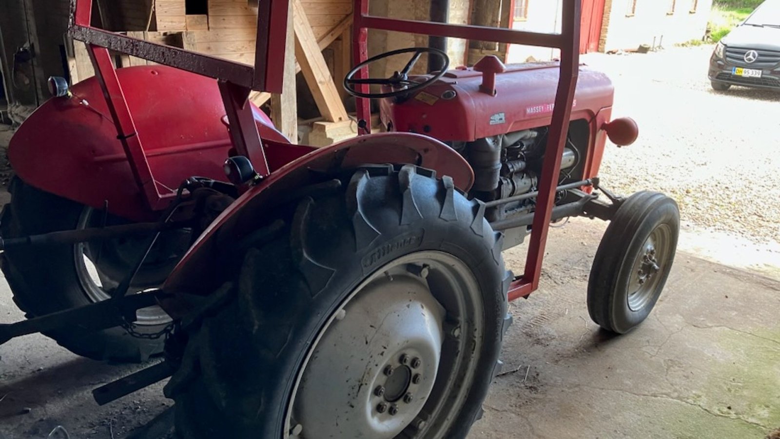Traktor Türe ait Massey Ferguson 35X - 3 cyl diesel, Gebrauchtmaschine içinde Aabenraa (resim 4)