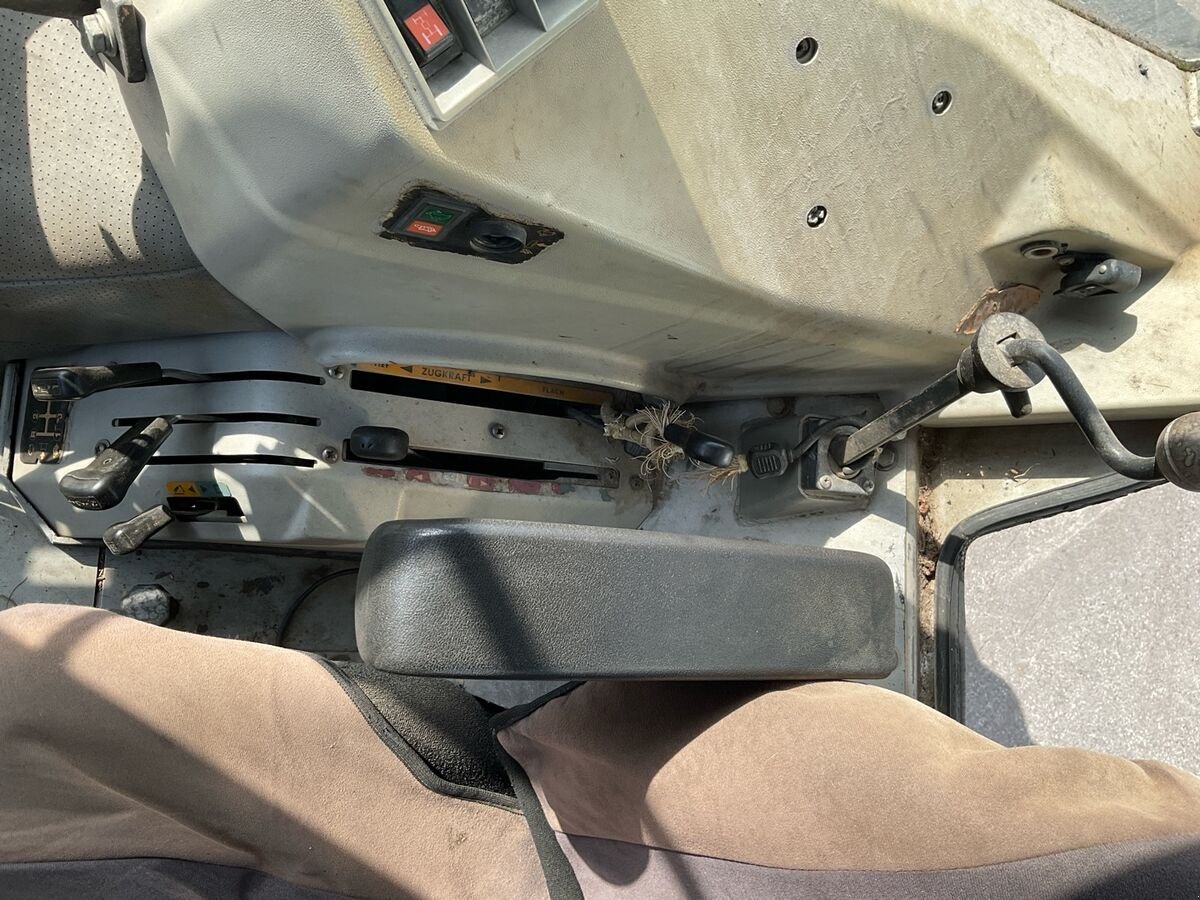 Traktor от тип Massey Ferguson 362, Gebrauchtmaschine в Zwettl (Снимка 21)