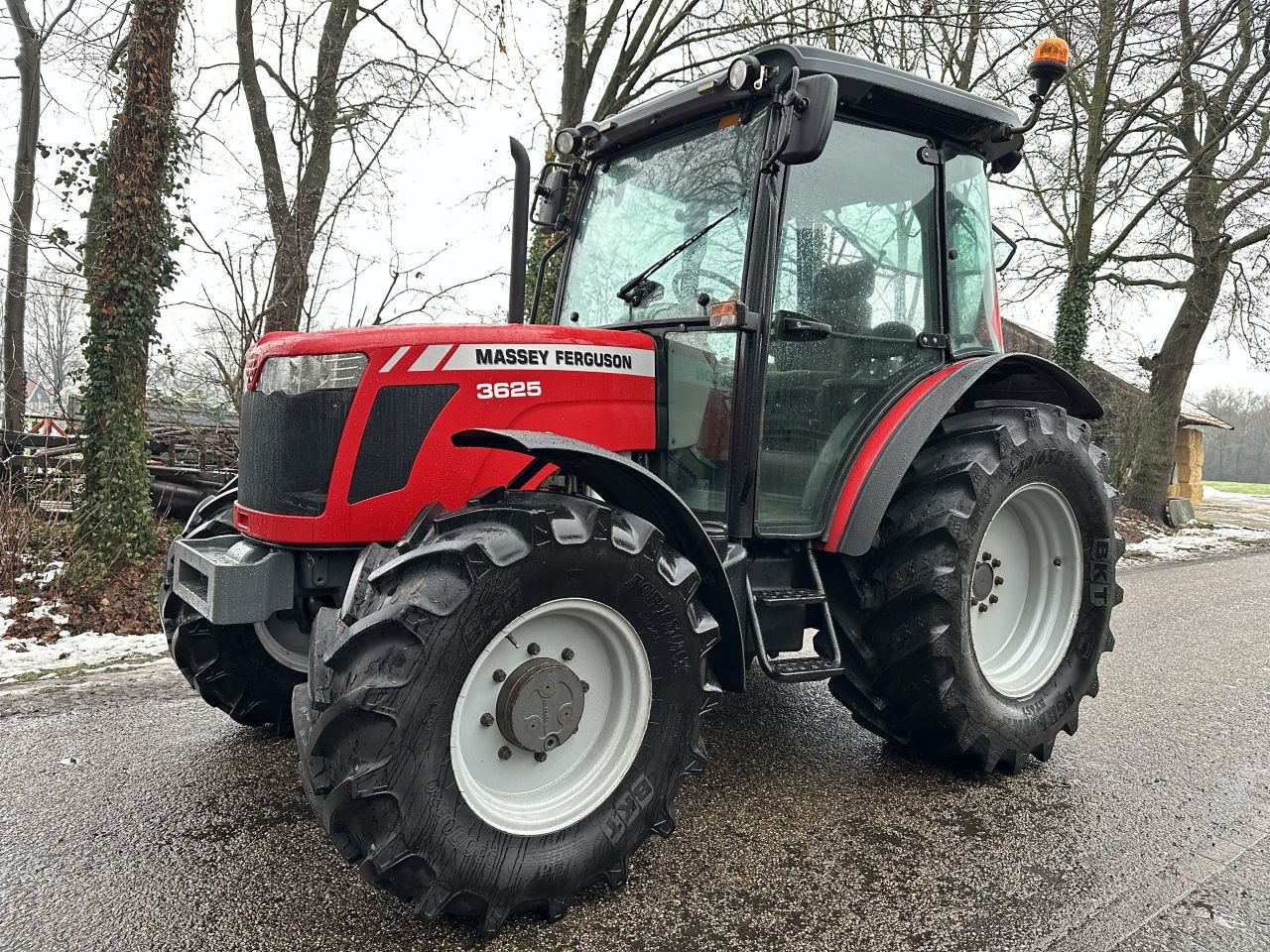 Traktor del tipo Massey Ferguson 3625, Gebrauchtmaschine en Rossum (Imagen 1)