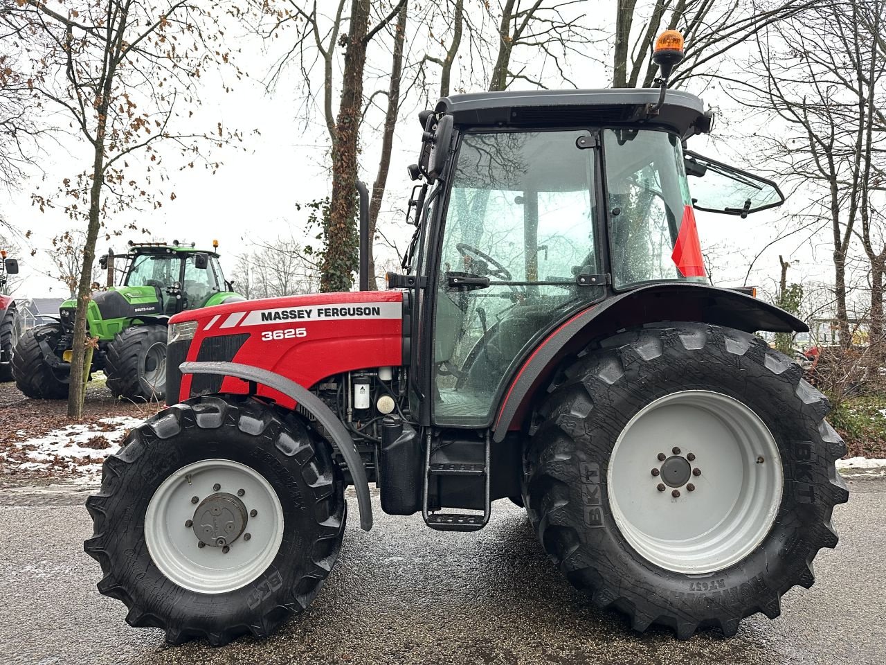 Traktor del tipo Massey Ferguson 3625, Gebrauchtmaschine en Rossum (Imagen 4)
