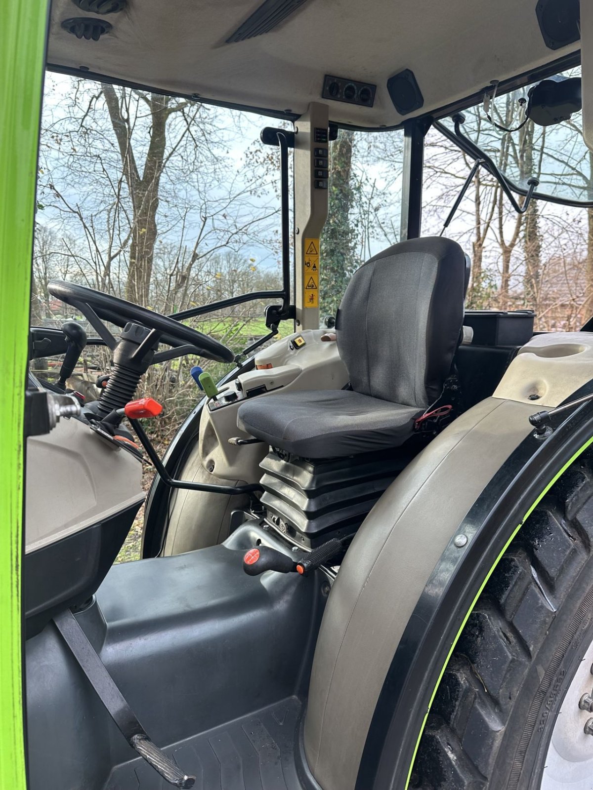 Traktor типа Massey Ferguson 3640S, Gebrauchtmaschine в Rossum (Фотография 9)