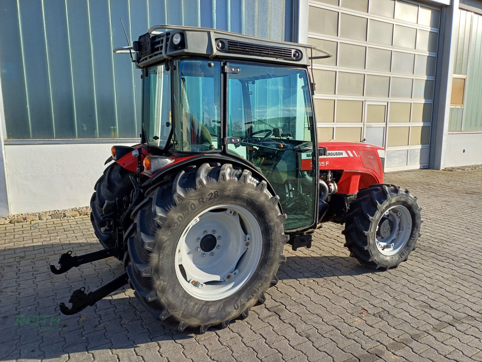Traktor des Typs Massey Ferguson 3645 F, Gebrauchtmaschine in Wolnzach (Bild 5)