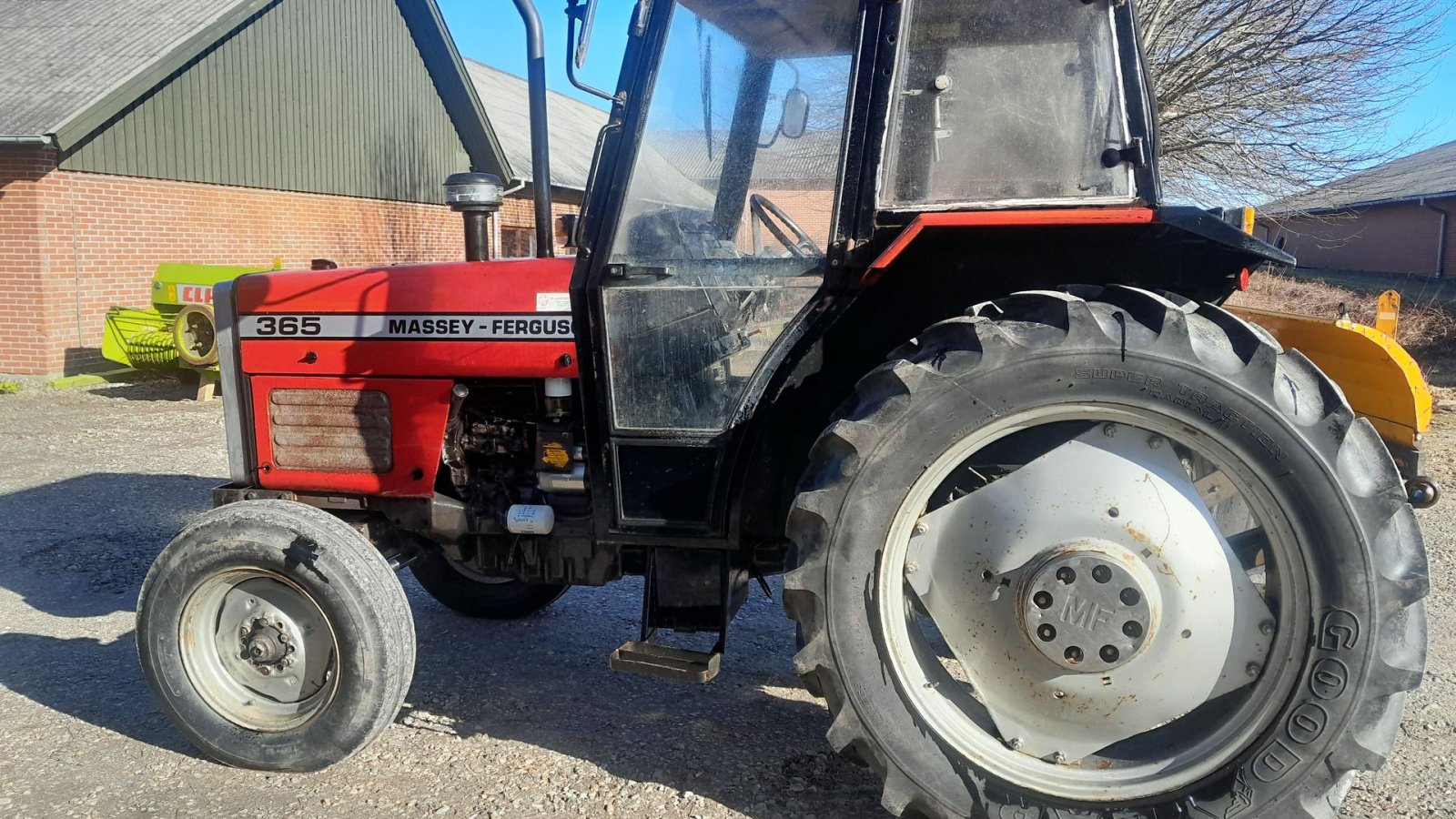 Traktor van het type Massey Ferguson 365, Gebrauchtmaschine in Skive (Foto 4)