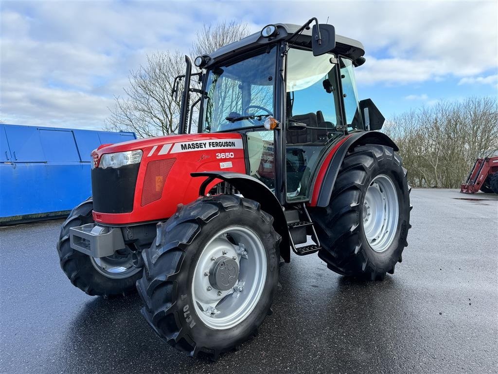 Traktor des Typs Massey Ferguson 3650 KUN 3700 TIMER!, Gebrauchtmaschine in Nørager (Bild 1)