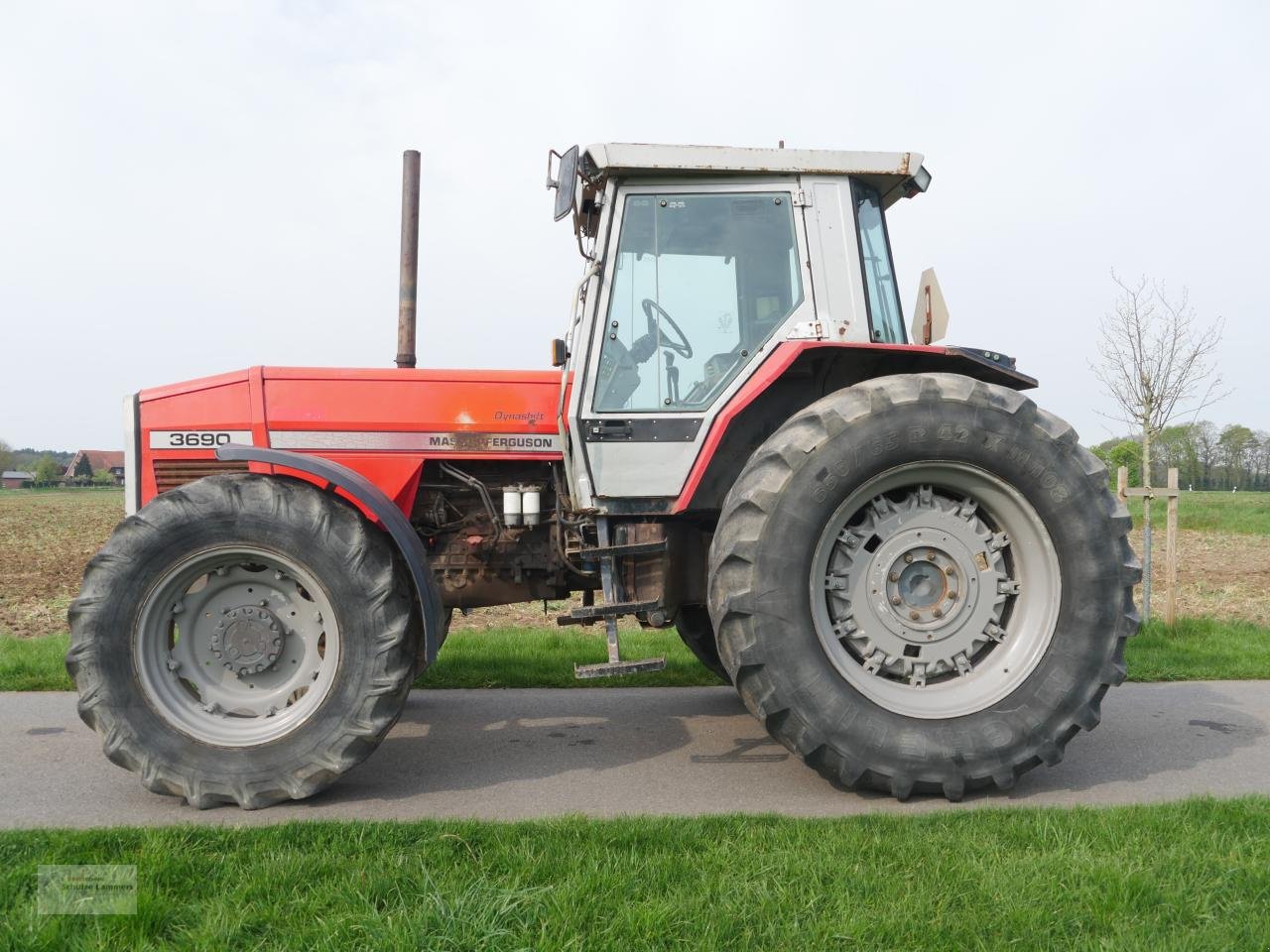 Traktor a típus Massey Ferguson 3690 Dynashift, Gebrauchtmaschine ekkor: Borken (Kép 4)