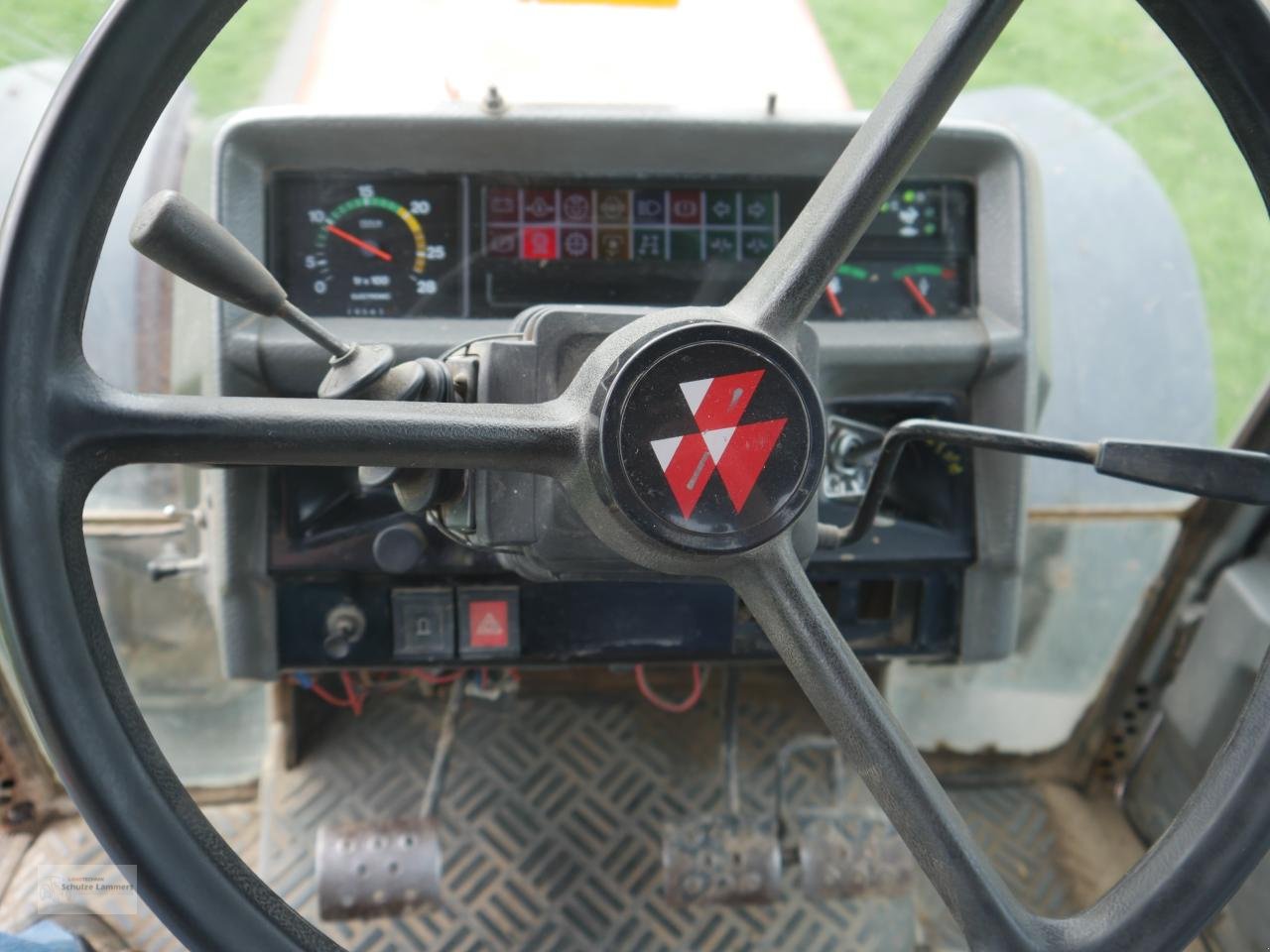 Traktor a típus Massey Ferguson 3690 Dynashift, Gebrauchtmaschine ekkor: Borken (Kép 12)