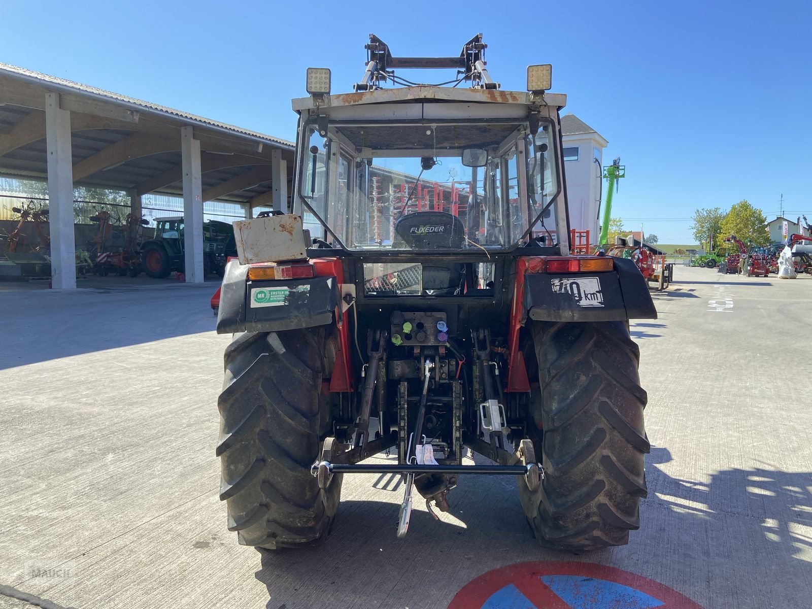 Traktor of the type Massey Ferguson 373-4 GT, Gebrauchtmaschine in Burgkirchen (Picture 7)