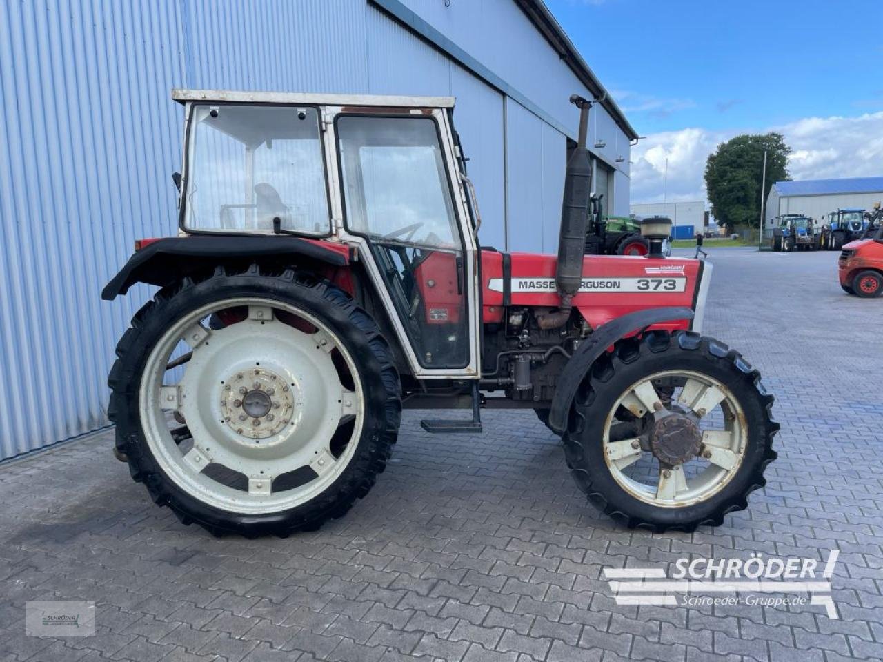 Traktor van het type Massey Ferguson 373, Gebrauchtmaschine in Wildeshausen (Foto 2)