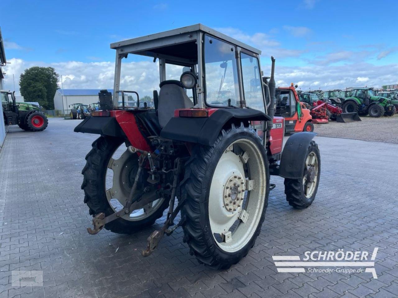 Traktor van het type Massey Ferguson 373, Gebrauchtmaschine in Wildeshausen (Foto 3)
