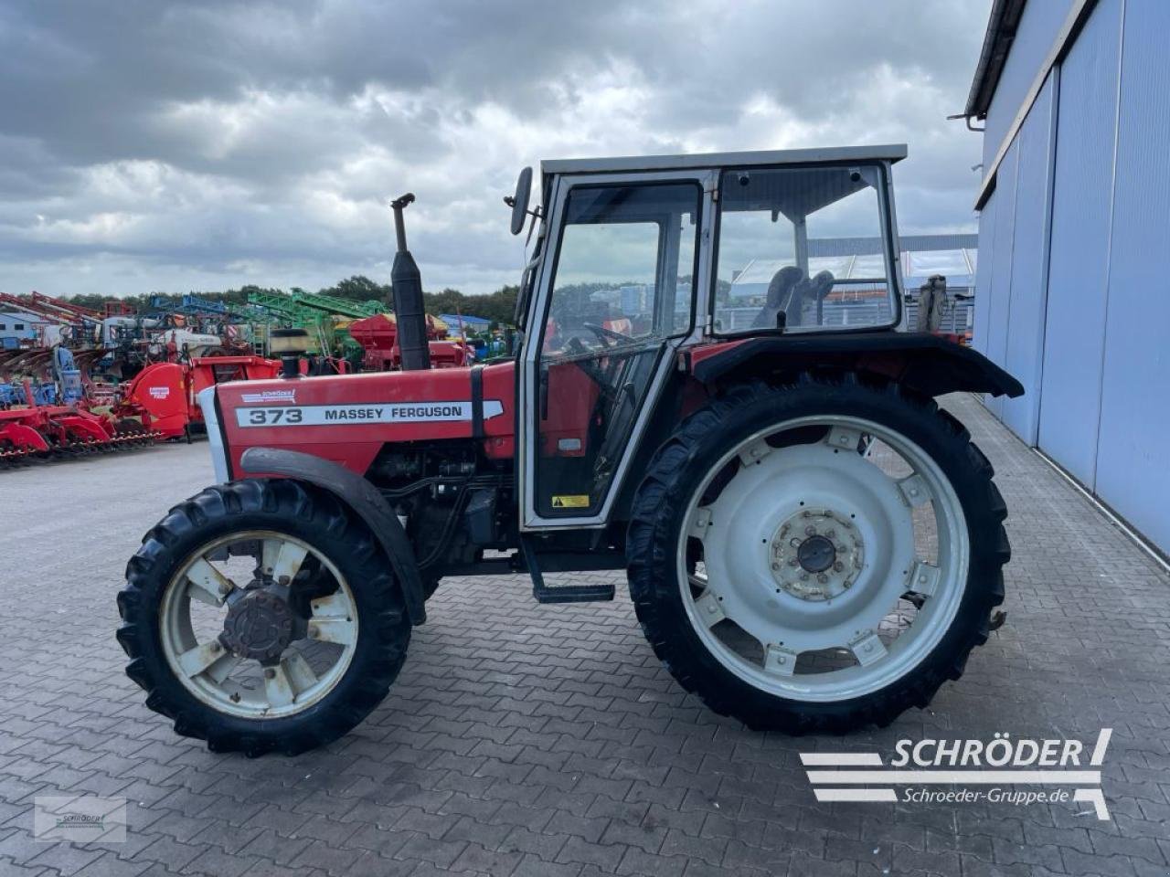 Traktor van het type Massey Ferguson 373, Gebrauchtmaschine in Wildeshausen (Foto 4)