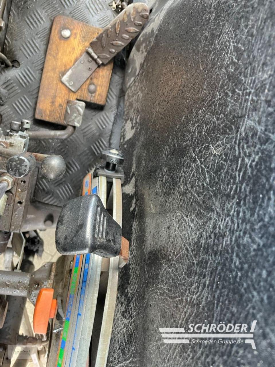 Traktor van het type Massey Ferguson 373, Gebrauchtmaschine in Wildeshausen (Foto 14)