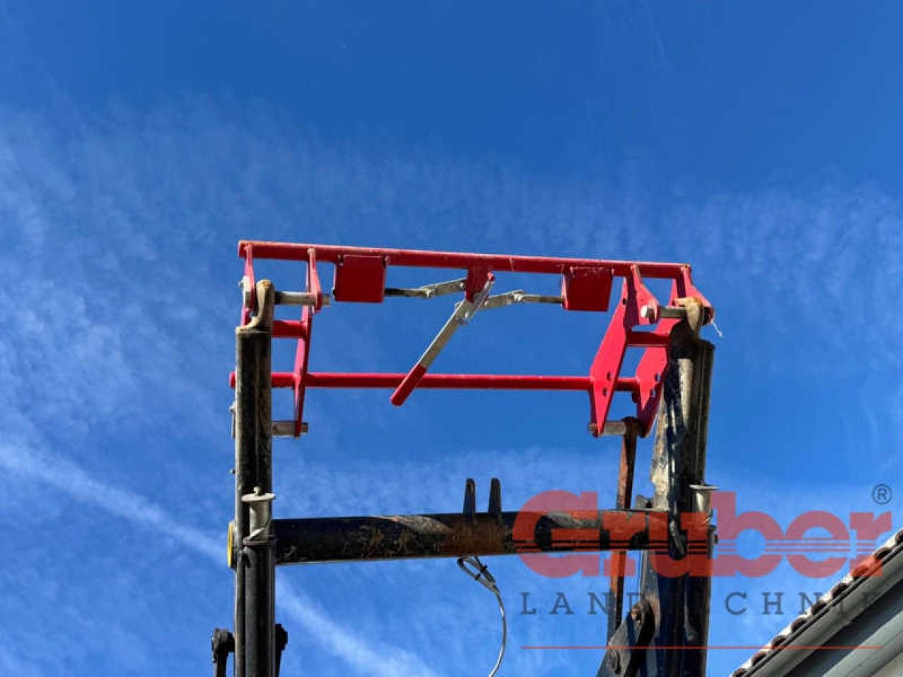 Traktor des Typs Massey Ferguson 375 A, Gebrauchtmaschine in Ampfing (Bild 18)