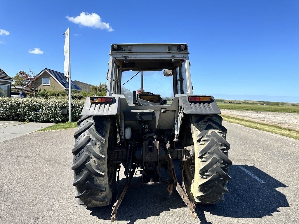 Traktor от тип Massey Ferguson 375, Gebrauchtmaschine в Callantsoog (Снимка 9)