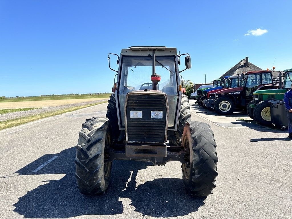 Traktor от тип Massey Ferguson 375, Gebrauchtmaschine в Callantsoog (Снимка 2)