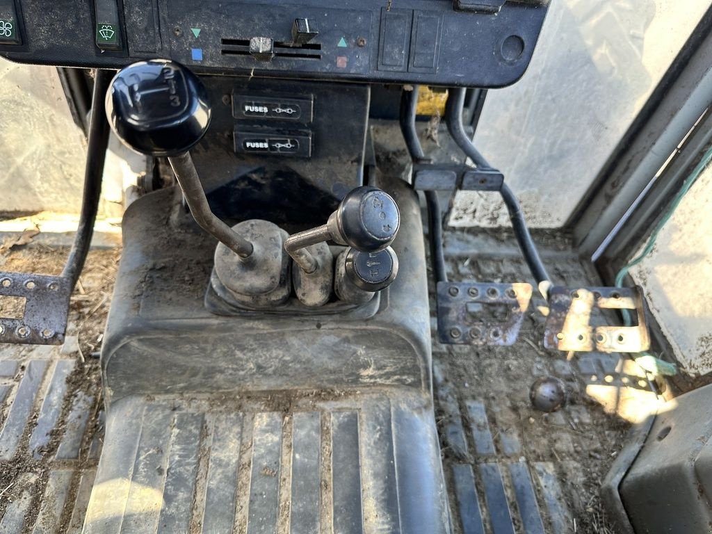 Traktor от тип Massey Ferguson 375, Gebrauchtmaschine в Callantsoog (Снимка 7)