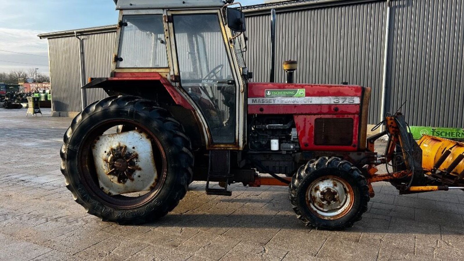 Traktor typu Massey Ferguson 375, Gebrauchtmaschine w Rødovre (Zdjęcie 4)