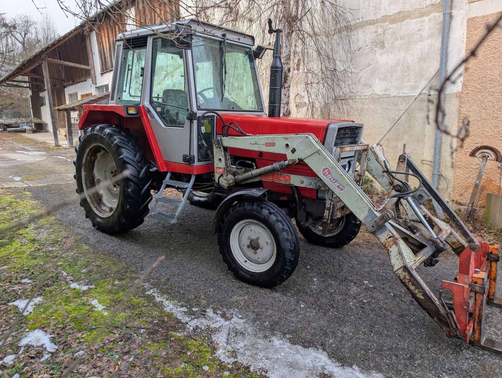 Traktor del tipo Massey Ferguson 377, Gebrauchtmaschine In Ruprechtshofen (Immagine 1)