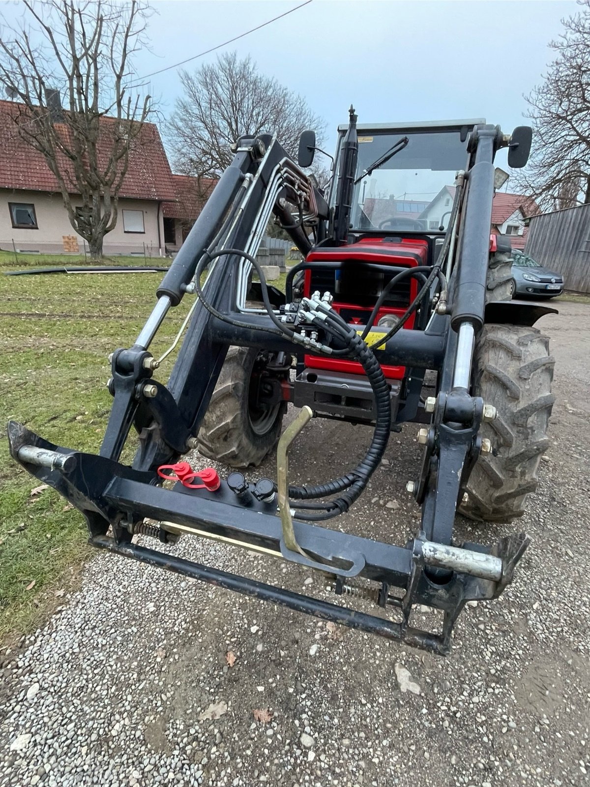 Traktor tipa Massey Ferguson 383, Gebrauchtmaschine u Roggenburg  (Slika 2)