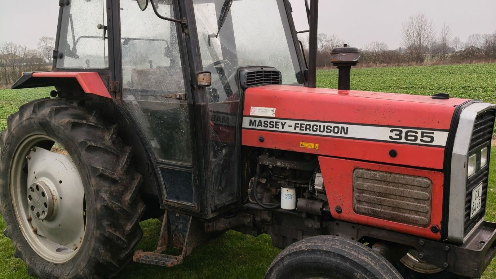 Traktor van het type Massey Ferguson 390-375-365 og 362 4 WD 4 stk  MF 300 serien, Gebrauchtmaschine in Skive (Foto 6)