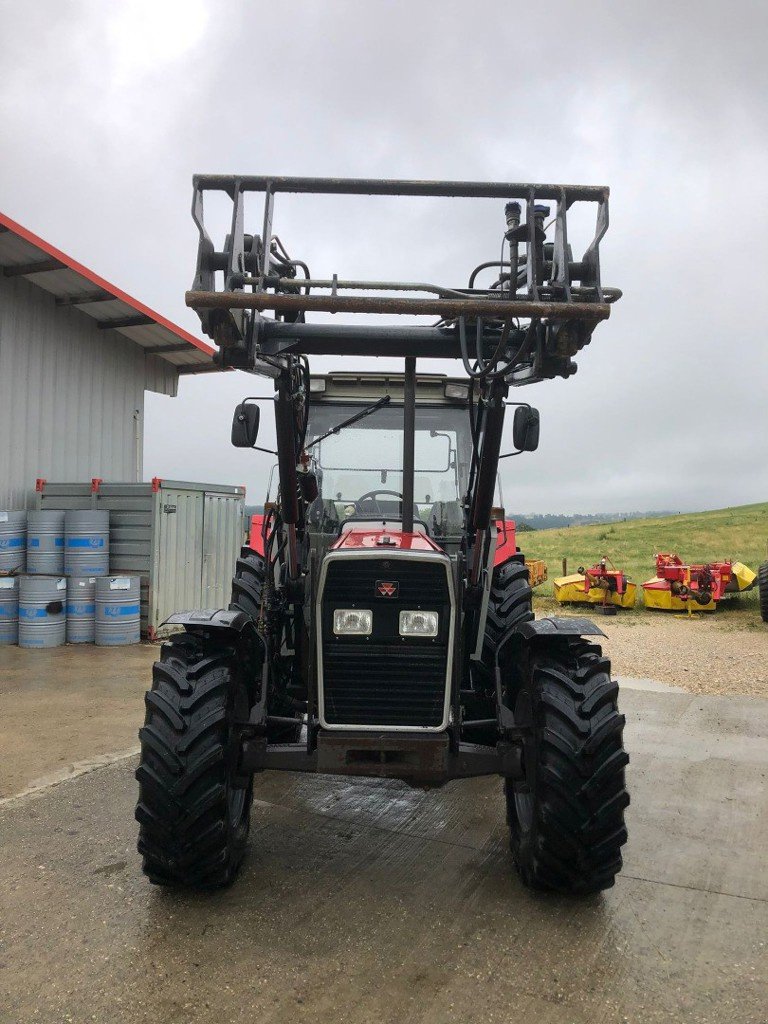 Traktor tipa Massey Ferguson 390 T, Gebrauchtmaschine u Bourrignon (Slika 3)