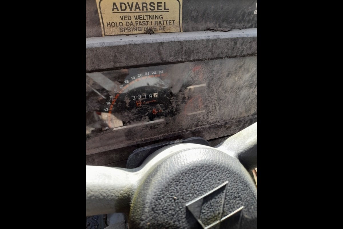 Traktor del tipo Massey Ferguson 390, Gebrauchtmaschine In Viborg (Immagine 11)