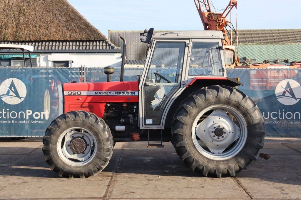 Traktor typu Massey Ferguson 390, Gebrauchtmaschine v Antwerpen (Obrázek 2)